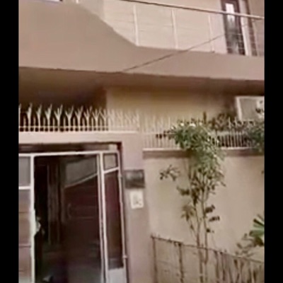 One Unit House For Sale