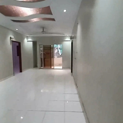 4 Bedroom drawing dining flat for sale 