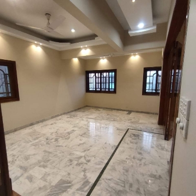 3 Bedroom Drawing Lounge portion For Sale 